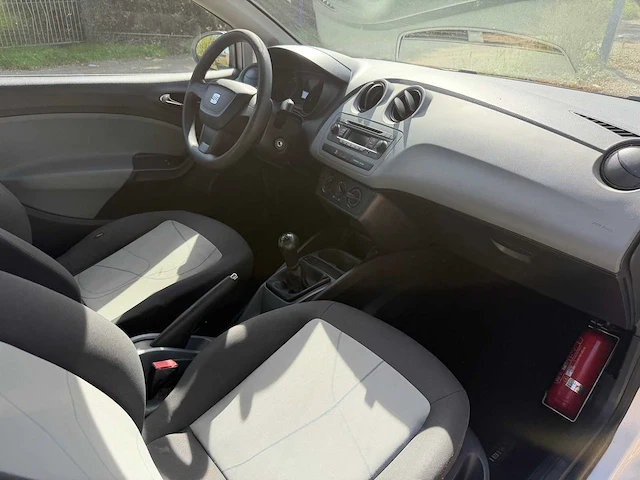 2013 seat ibiza - sc 1.2 benzine 70 pk - airco - afbeelding 21 van  35