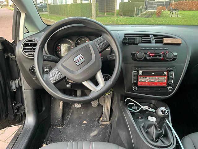2013 seat leon 1.6 tdi personenauto - afbeelding 4 van  27
