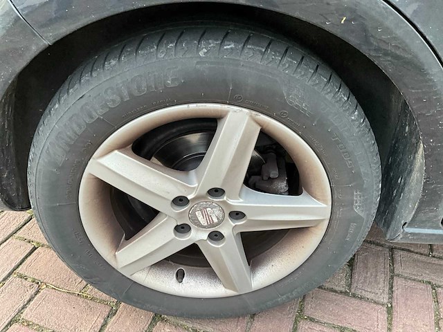 2013 seat leon 1.6 tdi personenauto - afbeelding 16 van  27