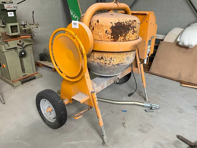 2013 silla bb-350 betonmolen - afbeelding 2 van  7