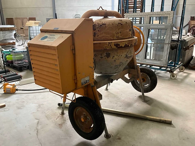 2013 silla bb-350 betonmolen - afbeelding 4 van  7