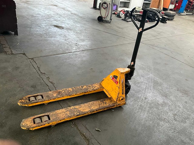 2013 total lifter hand hydraulische palletwagen - afbeelding 1 van  4