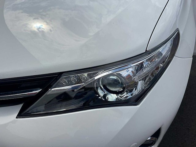 2013 toyota auris hybride personenauto - afbeelding 19 van  47