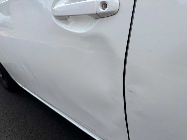 2013 toyota auris hybride personenauto - afbeelding 32 van  47