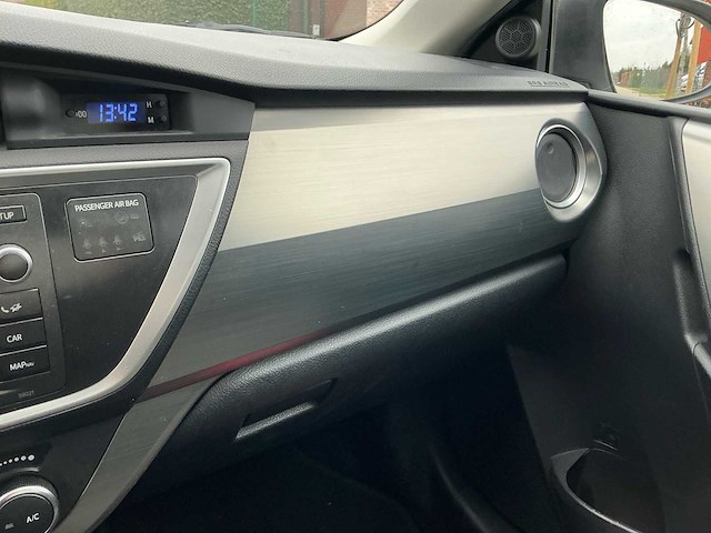 2013 toyota auris - afbeelding 10 van  53