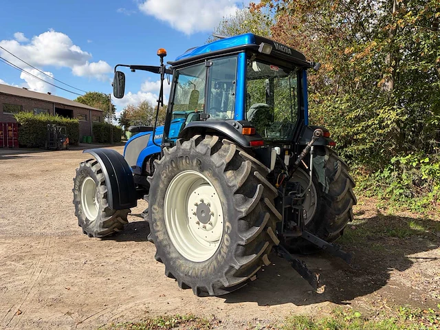 2013 valtra a93 hitech agco power 33 cta vierwielaangedreven landbouwtractor - afbeelding 23 van  30