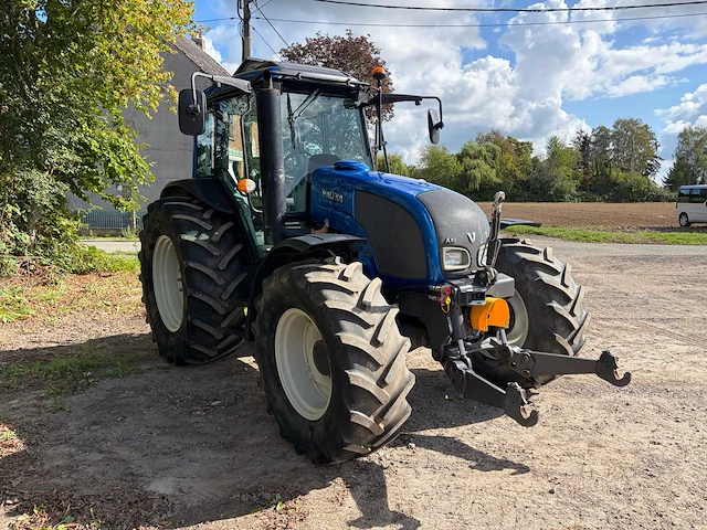 2013 valtra a93 hitech agco power 33 cta vierwielaangedreven landbouwtractor - afbeelding 29 van  30