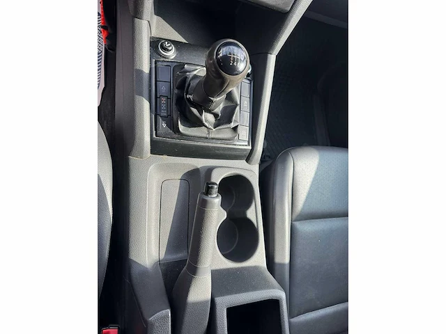 2013 volkswagen amorok bedrijfswagen - afbeelding 8 van  25