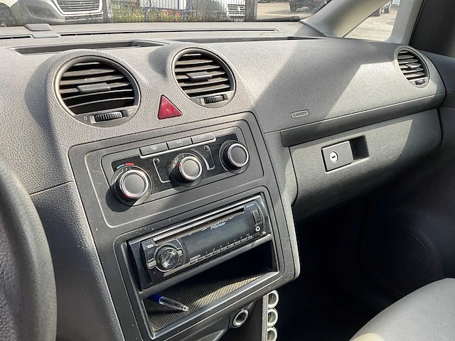 2013 volkswagen caddy lichte vrachtwagen - afbeelding 4 van  27