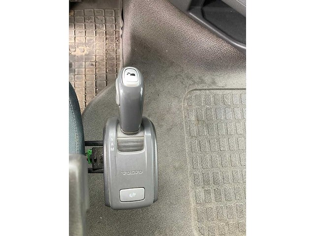 2013 volvo fh kraanwagen - vrachtwagen - afbeelding 24 van  31