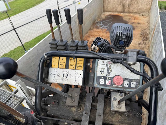 2013 volvo fh kraanwagen - vrachtwagen - afbeelding 9 van  31