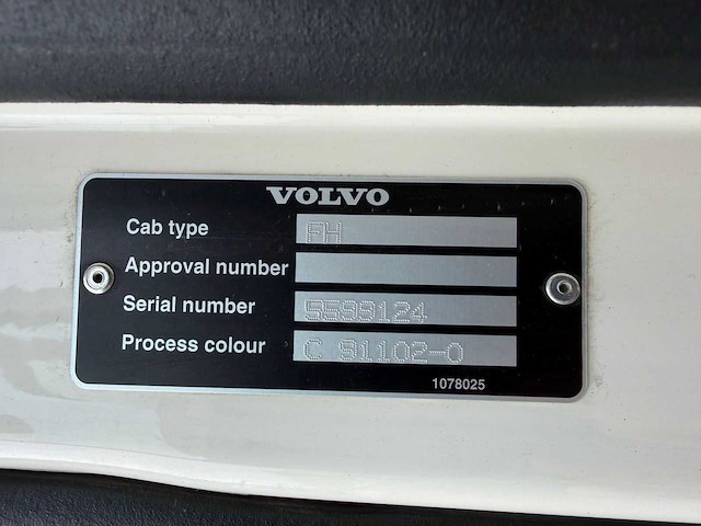 2013 volvo fh kraanwagen - vrachtwagen - afbeelding 19 van  31