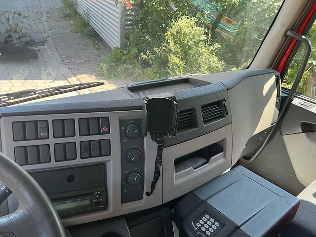 2013 volvo fl e5 vrachtwagen - afbeelding 24 van  37