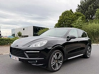 2014 - porsche - cayenne - platinum 3.0 diesel - car