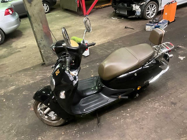 2014 agm f7 50 scooter - afbeelding 3 van  11