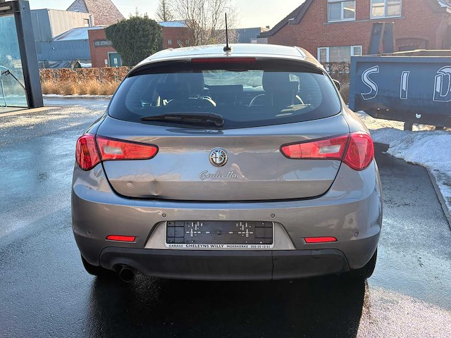 2014 alfa romeo giulietta 940 personenauto - afbeelding 34 van  39