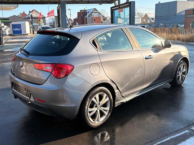 2014 alfa romeo giulietta 940 personenauto - afbeelding 34 van  38