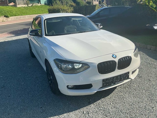 2014 bmw 114 i 1k2 - afbeelding 8 van  24