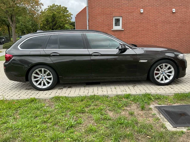 2014 bmw 520 d 5j31 personenauto - afbeelding 41 van  44