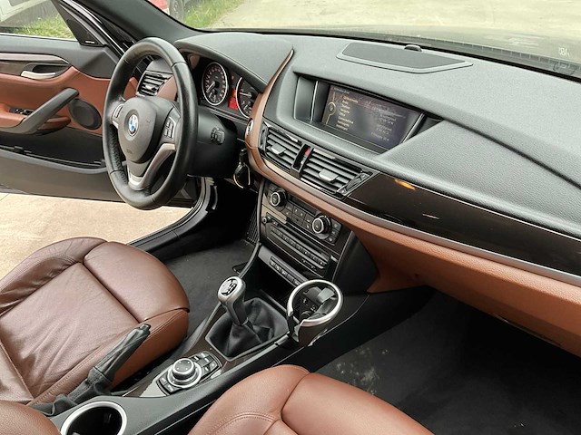 2014 bmw x1 - afbeelding 34 van  45