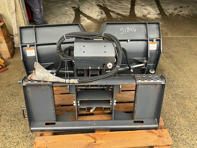 2014 bobcat v-blade 60 1600mm sneeuwploeg - afbeelding 9 van  14