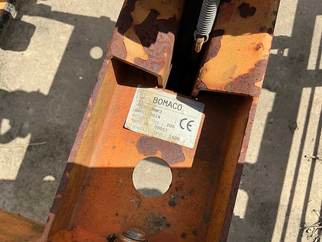 2014 bomaco pmf3 blokkenklem - afbeelding 4 van  4