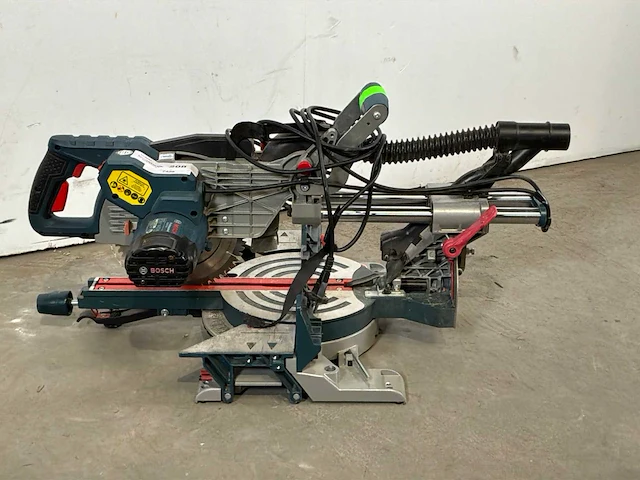 2014 bosch gcm 8 sjl telescoop-/afkortzaag - afbeelding 1 van  6