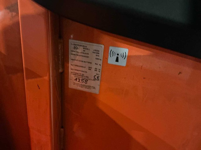 2014 bt lpe220 meerij-elektrische palletwagen - afbeelding 5 van  7