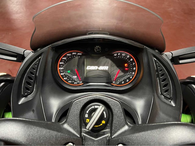2014 can-am spyder rss - afbeelding 14 van  15