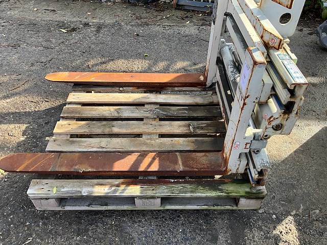 2014 cascade 44g-cfs-489 hydraulische vorkenklem (ver940615-1) - afbeelding 5 van  7