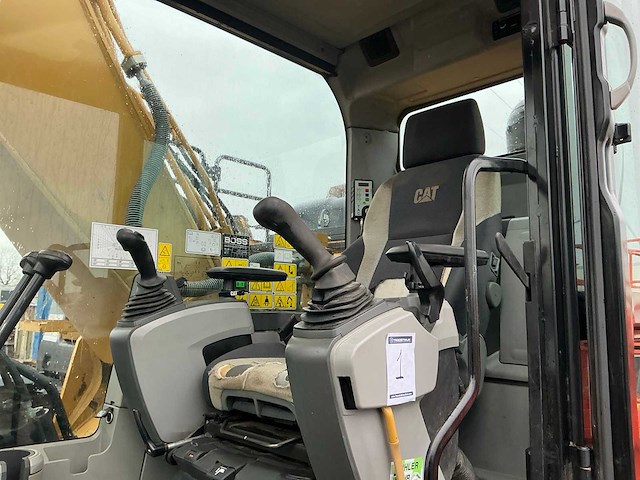 2014 caterpillar 324el rupsgraafmachine - afbeelding 13 van  14