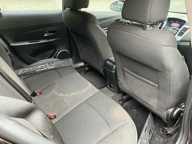 2014 chevrolet cruze - afbeelding 5 van  33