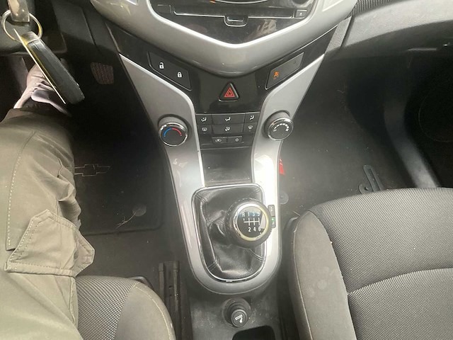 2014 chevrolet cruze - afbeelding 21 van  33