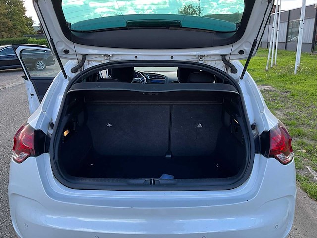 2014 citroën ds4 personenauto - afbeelding 13 van  26