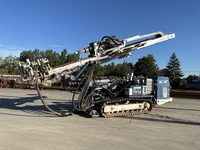 2014 comacchio mc28 ht multifunctionele grondboormachine - afbeelding 1 van  61