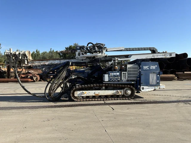 2014 comacchio mc28 ht multifunctionele grondboormachine - afbeelding 59 van  61