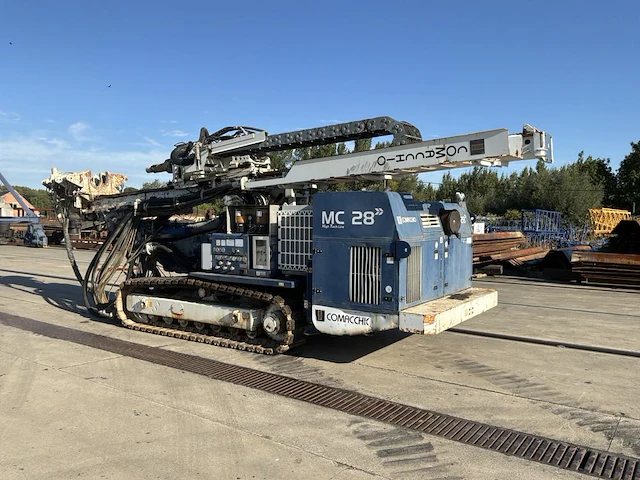 2014 comacchio mc28 ht multifunctionele grondboormachine - afbeelding 60 van  61