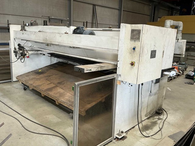 2014 deratech pac-6x4000 cnc guillotineschaar - afbeelding 8 van  10