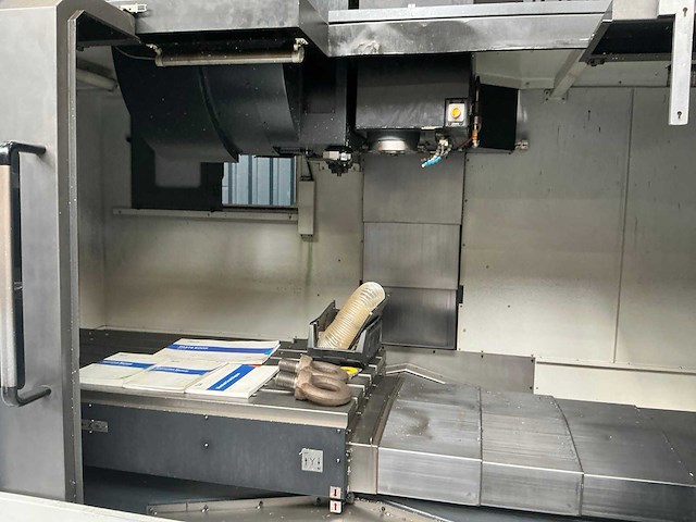 2014 doosan dnm 750 cnc-bewerkingscentrum - afbeelding 14 van  17