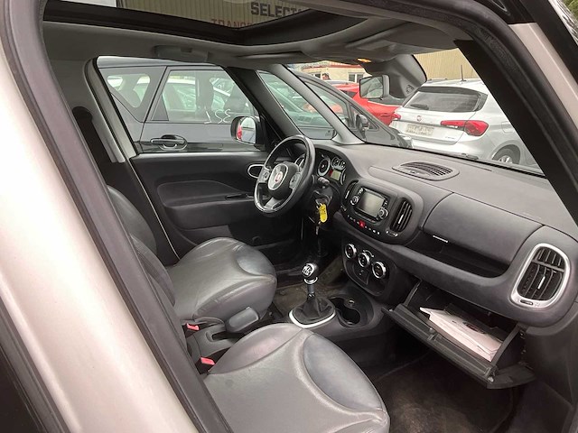 2014 fiat 500l personenauto - afbeelding 15 van  26