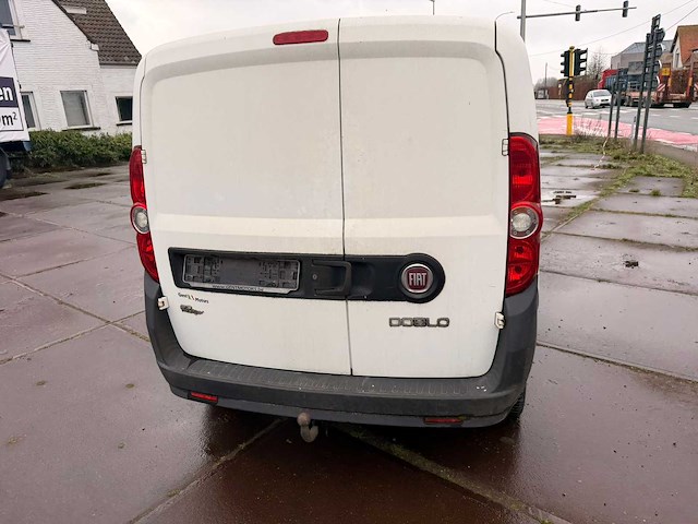 2014 fiat doblo lichte vrachtwagen - afbeelding 12 van  17