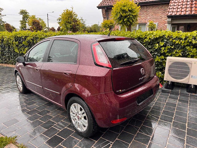 2014 fiat punto - afbeelding 2 van  8