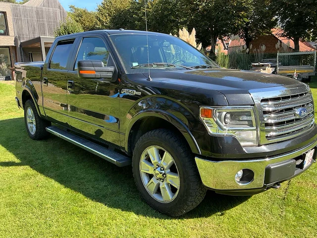 2014 ford f150 lariat supercrew personenauto - afbeelding 8 van  45