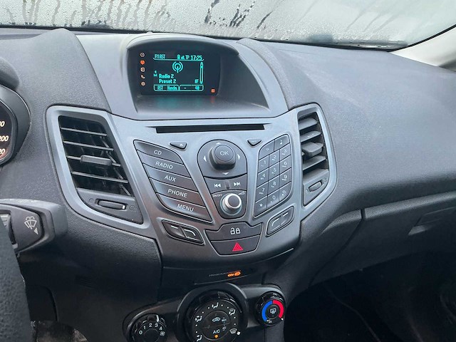 2014 ford fiesta hatchback personenauto - afbeelding 4 van  23