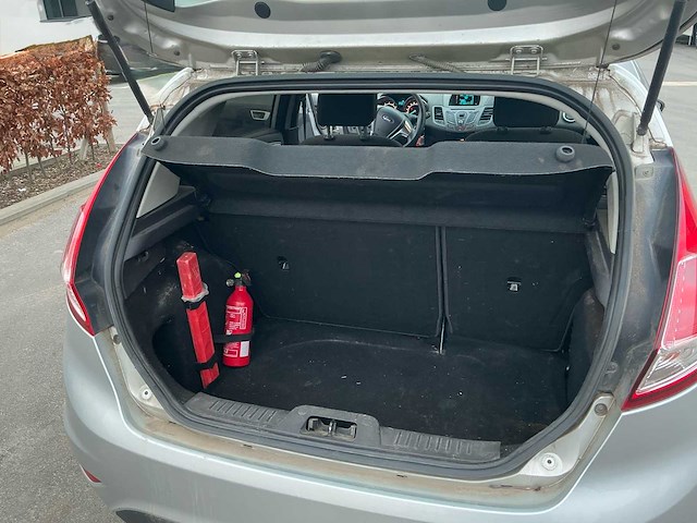 2014 ford fiesta hatchback personenauto - afbeelding 13 van  23