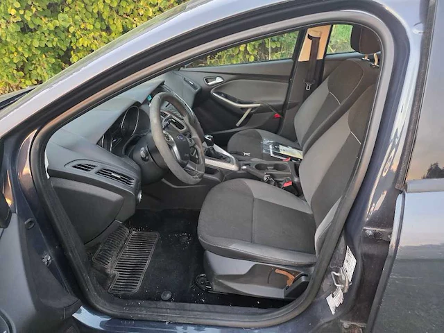 2014 ford focus - personenauto - afbeelding 11 van  16