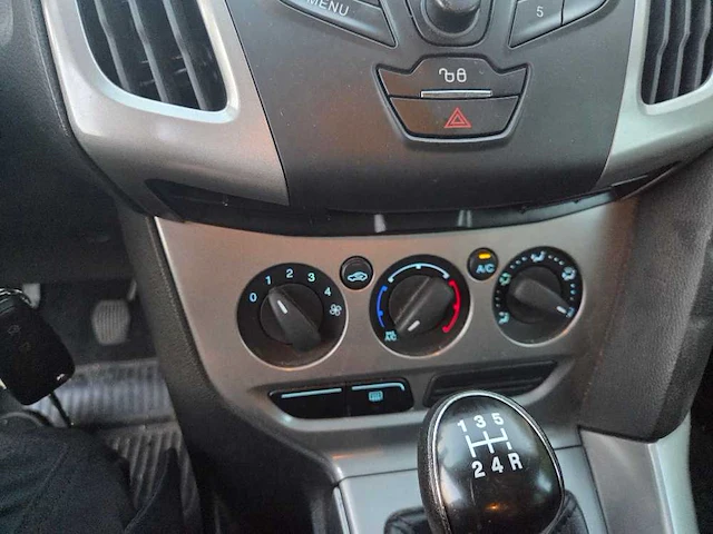 2014 ford focus - personenauto - afbeelding 13 van  16