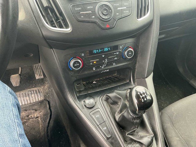 2014 ford focus personenauto - afbeelding 8 van  18