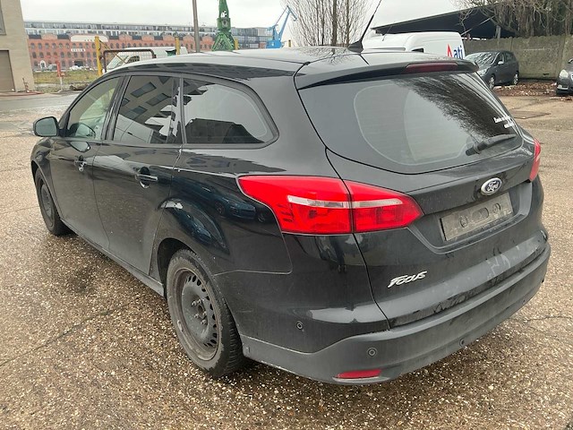 2014 ford focus personenauto - afbeelding 14 van  18