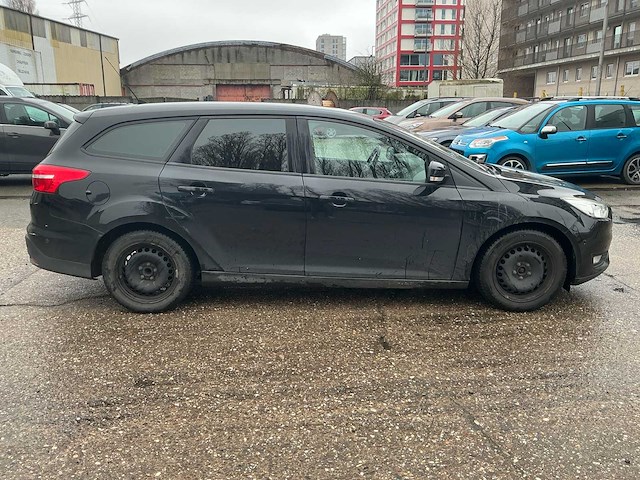 2014 ford focus personenauto - afbeelding 16 van  18